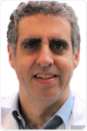 Dr. Manel Esteller Dr. Manel Esteller
