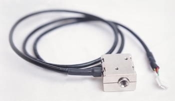 DJIP-LV-TC flow-thru sensor with decreased internal volume