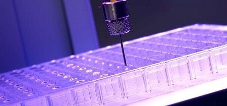 Automated Protein Crystallization Screening with mosquito crystallography