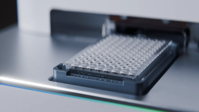 Mix the beads and sample before loading the plate