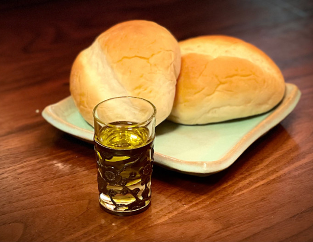 Olive Oil Before Carbs Reduces Early Blood Sugar Spikes in Mice