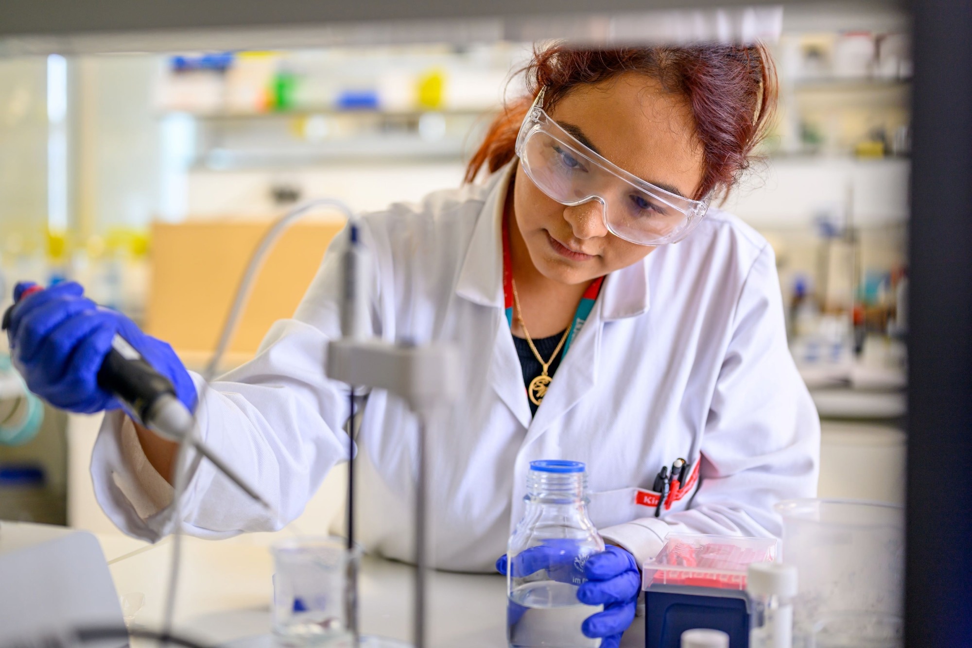 King’s Scientists Use Laundry Detergent Enzyme to Recycle Single-Use Plastics