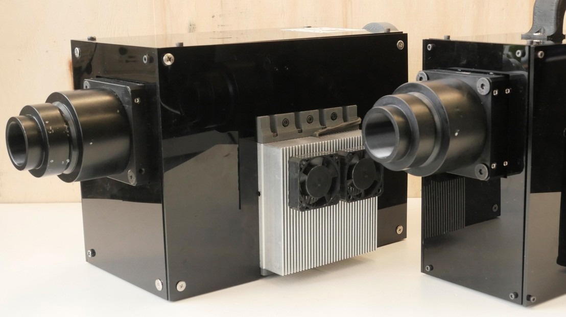Constructing a Structured Illumination Microscopy Add-On