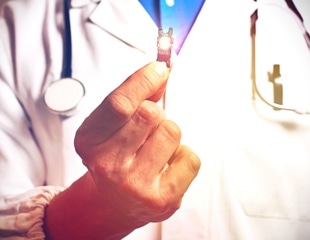 Liver-on-Chips: Innovations, Applications, and Challenges in Drug Development