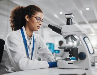 Study Explores Use of Laser-Patterned Diamonds in Stem Cell Applications
